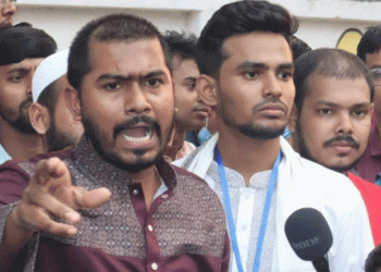 আসিফ মাহমুদকে সংগ্রামের রাজনীতিতে স্বাগত জানালেন নুর