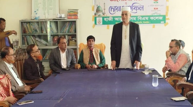 কালিহাতীতে কলেজ শিক্ষকদের সাথে বিএনপি প্রার্থীর মতবিনিময়