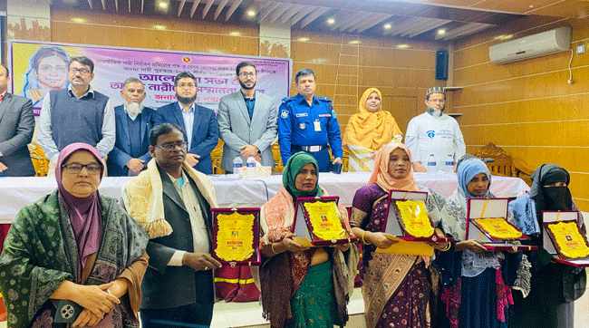 গোপালপুরে বেগম রোকেয়া দিবসে সম্মাননা প্রদান