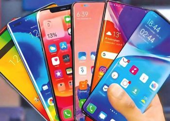 মোবাইলের দাম কমাতে উৎপাদন ও আমদানিতে কর ছাড়ের ইঙ্গিত এনবিআরের