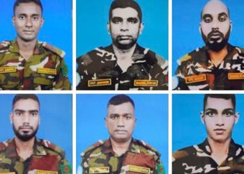 সুদানে নিহত সেনাদের নেমপ্লেট পরে বিশ্ব রেকর্ডে নামছেন প্যারাট্রুপাররা