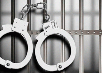 শাহবাগে অভিযানে নিষিদ্ধ ছাত্রলীগের দুই সক্রিয় সদস্য গ্রেপ্তার