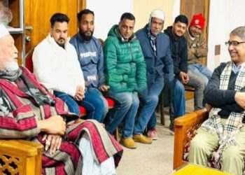 কাদের সিদ্দিকীর দোয়া নিলেন বিএনপি প্রার্থী আহমেদ আযম খান