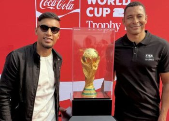 বিশ্বকাপ ট্রফি দেখে জামাল বললেন ‘ডেনমার্ক না পারলে ব্রাজিল জিতুক’