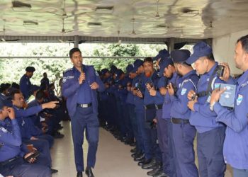 নির্বাচনকালীন দায়িত্বে বডি-ওর্ন ক্যামেরা ব্যবহারে টাঙ্গাইলে প্রশিক্ষণ কর্মশালা