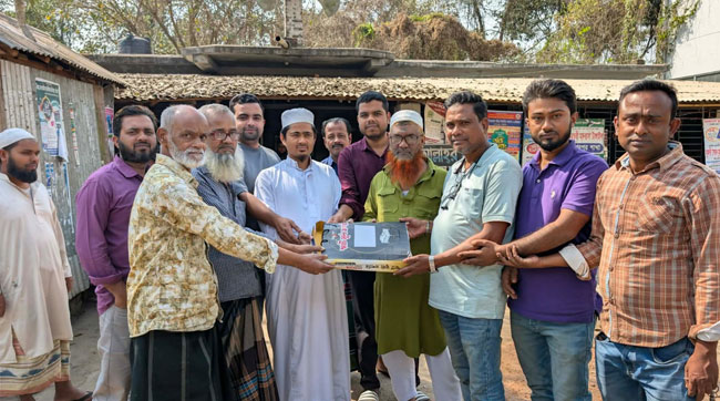 নাগরপুরে জাতীয় সাংবাদিক সংস্থার উদ্যোগে মসজিদে ‘মুর্দা মশারী’ বিতরণ