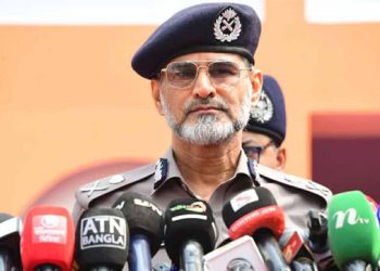 ঈদের আগে-পরে ট্রাক-কাভার্ড ভ্যান চলাচল বন্ধ থাকবে: ডিএমপি কমিশনার