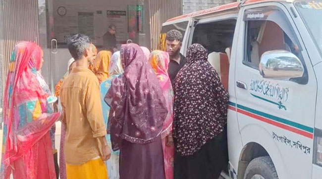 সখীপুরে রাস্তার পাশের ঝোপ থেকে জীবিত নবজাতক কন্যা উদ্ধার