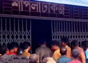 সিনেমা হল থেকে আপত্তিকর অবস্থায় ৩৫ স্কুল-কলেজ শিক্ষার্থী আটক