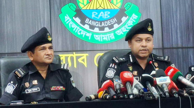 চাঁদাবাজদের নিরপেক্ষ তালিকা করছে র্যাব, দ্রুত অভিযান শুরুর ইঙ্গিত