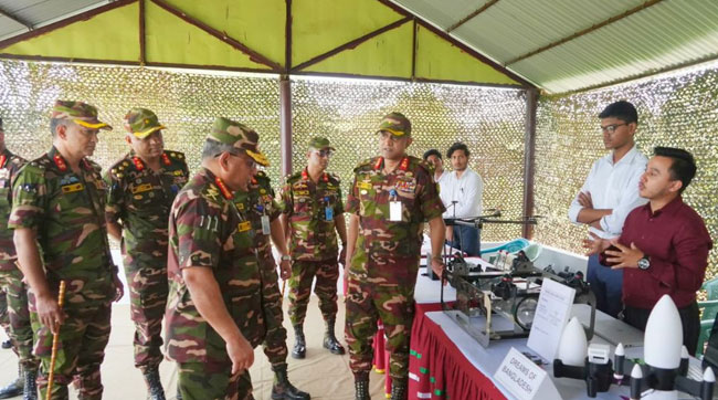 আর্টডক পরিদর্শনে সেনাপ্রধান, আধুনিক সামরিক প্রশিক্ষণে গুরুত্বারোপ