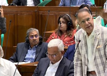 বিদ্যমান তেল শেষ হওয়ার আগেই ক্রয় করা তেল দেশে আসবে: জ্বালানিমন্ত্রী