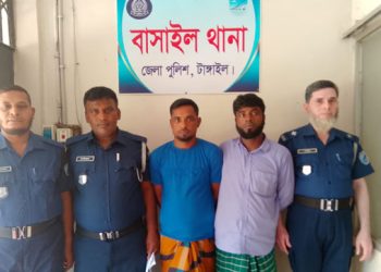 বাসাইলে দম্পতিকে শ্বাসরোধে হত্যা: কুড়িগ্রাম থেকে ২ আসামি গ্রেপ্তার।