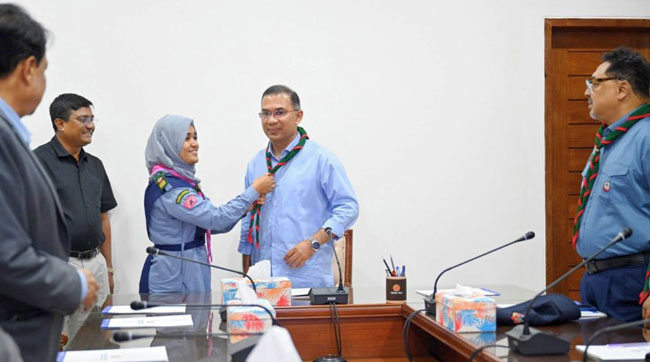 প্রধানমন্ত্রীর সঙ্গে বাংলাদেশ স্কাউটসের নবনির্বাচিত কমিটির সৌজন্য সাক্ষাৎ