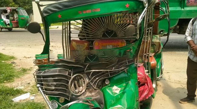 কালিহাতীতে ট্রাক-সিএনজি সংঘর্ষে নিহত ২