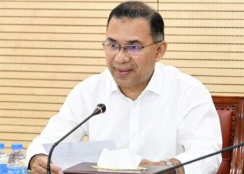 বিনিয়োগ বাড়াতে প্রকল্প অনুমোদন সহজ করার নির্দেশ প্রধানমন্ত্রীর