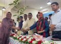 বাসাইলে প্রান্তিক কৃষকদের মাঝে চারা, বীজ ও সার বিতরণ করলেন মুক্তিযুদ্ধ বিষয়ক মন্ত্রী