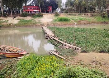বংশাই নদে সেতু না থাকায় দুর্ভোগে সখীপুর–বাসাইলের হাজারো মানুষ