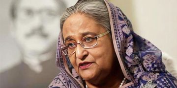 রাজনীতি থেকে অবসরের গুঞ্জন নাকচ করলেন শেখ হাসিনা