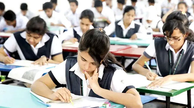 আগামীকাল শুরু এইচএসসি পরীক্ষা, প্রশ্নফাঁস ঠেকাতে কড়া নজরদারি