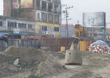 ঢাকা-টাঙ্গাইল-যমুনা সেতু মহাসড়কে গ্যাস পাইপে ফাটল, উত্তরবঙ্গগামী যান চলাচলে ধীরগতি