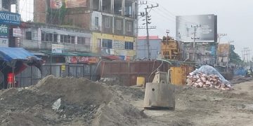 ঢাকা-টাঙ্গাইল-যমুনা সেতু মহাসড়কে গ্যাস পাইপে ফাটল, উত্তরবঙ্গগামী যান চলাচলে ধীরগতি