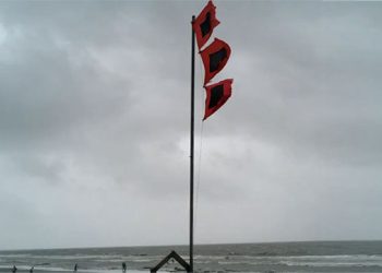 দেশের ১৯ নদীবন্দরে এক নম্বর সতর্কসংকেত জারি