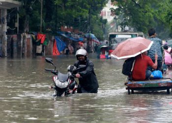 টানা বর্ষণে মৃত্যু ৫১, নতুন করে ভারী বৃষ্টির পূর্বাভাস