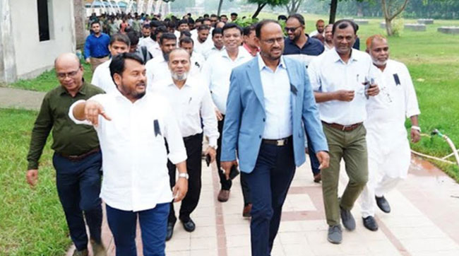 রাজশাহী চিড়িয়াখানাকে আধুনিক সাফারি পার্কে রূপান্তরের উদ্যোগ: প্রতিমন্ত্রী টুকু