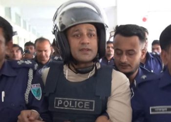 এক মামলায় জামিন পেলেন ব্যারিস্টার সুমন