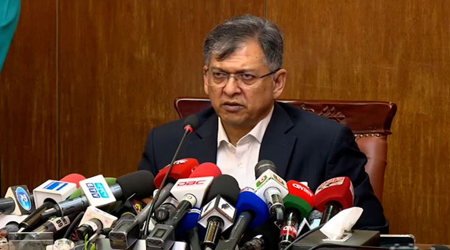 শেখ হাসিনাকে আইনি প্রক্রিয়ায় দেশে ফিরিয়ে আনার চেষ্টা চলছে