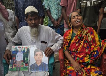 ‘মাগো, পুড়ে যাচ্ছি’—সৌদিতে দুই ছেলে হারিয়ে মায়ের আহাজারি