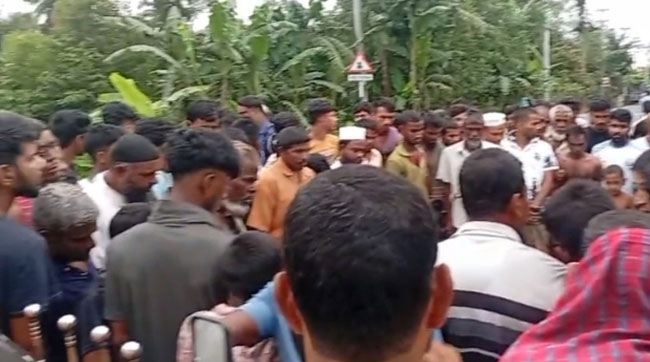 মধুপুরে সড়কের পাশে রক্তাক্ত অবস্থায় ড্রাইভারের লাশ উদ্ধার