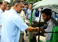 জুলাই গণ-অভ্যুত্থানের দুই যোদ্ধাকে রিকশা-অটোরিকশা উপহার প্রধানমন্ত্রীর