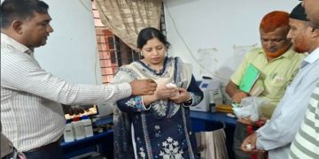 সখীপুরের ক্লিনিকের প্যাথলজি ফ্রিজে মিলল মাছ