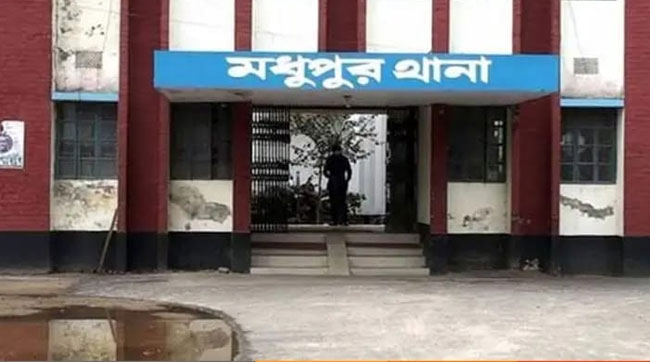 টাঙ্গাইলে বিএনপি নেতার মাকে কুপিয়ে হত্যা