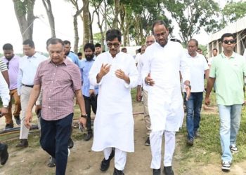 জাতীয় মৎস্য পক্ষের প্রস্তুতি দেখতে কটিয়াদী-পাকুন্দিয়ায় মন্ত্রী-প্রতিমন্ত্রী