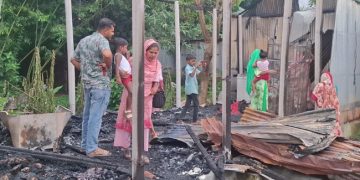 সখীপুরে ঘুমন্ত দম্পতিকে বাইরে থেকে শেকল, পেট্রোল ঢেলে আগুন দেওয়ার অভিযোগ