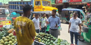 বাসাইলে বাজার মনিটরিং, অনিয়মের দায়ে ব্যবসায়ীকে জরিমানা