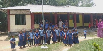 নাগরপুরে ১৩ বছরেও নতুন ভবনের দেখা মেলেনি সাক্ষীপাড়া সরকারি প্রাথমিক বিদ্যালয়ে