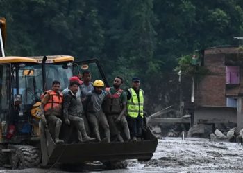নেপালে ভয়াবহ বন্যায় মৃতের সংখ্যা বেড়ে ৩৩২, নিখোঁজ শত শত