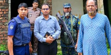 টাঙ্গাইলে আদালতের মাধ্যমে বাড়িসহ জমি ফিরে পেলেন রুবেল
