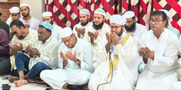 সাড়ে ৩ হাজার মাদরাসা-এতিমখানার শিক্ষার্থীকে খাবার খাওয়ালেন প্রতিমন্ত্রী টুকু