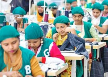 টানা পঞ্চমবার বিশ্বের দ্বিতীয় বৃহত্তম পোশাক রপ্তানিকারক বাংলাদেশ