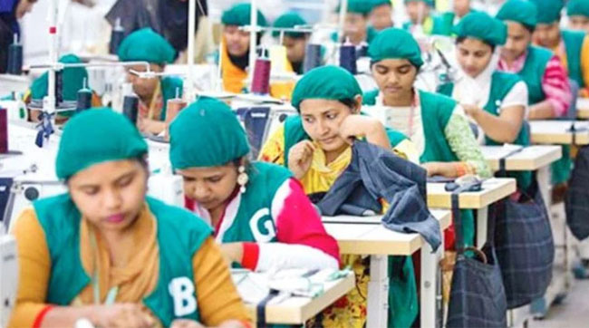 টানা পঞ্চমবার বিশ্বের দ্বিতীয় বৃহত্তম পোশাক রপ্তানিকারক বাংলাদেশ