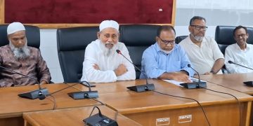 সালাম পিন্টুর হস্তক্ষেপে টাঙ্গাইল মেডিকেলের ইন্টার্নদের ধর্মঘট প্রত্যাহার