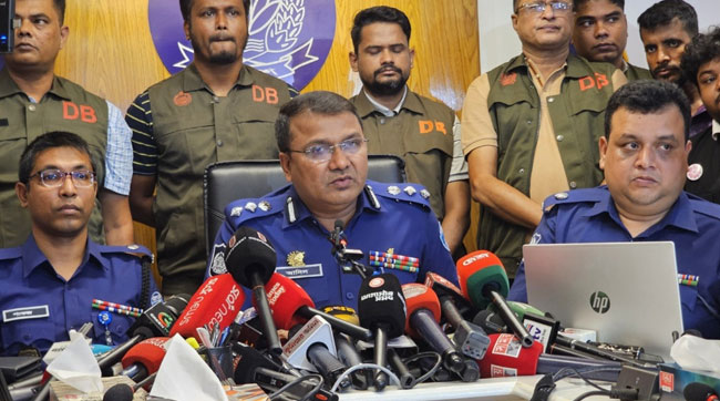 আইফোনের লোভে অপ্রতিমকে পিটিয়ে হত্যা করা হয়েছে : পুলিশ সুপার