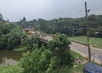 কালিহাতীতে পানিপ্রবাহহীন ডোবার ওপর ১৩ কোটি টাকায় সেতু নির্মাণ