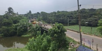 কালিহাতীতে পানিপ্রবাহহীন ডোবার ওপর ১৩ কোটি টাকায় সেতু নির্মাণ