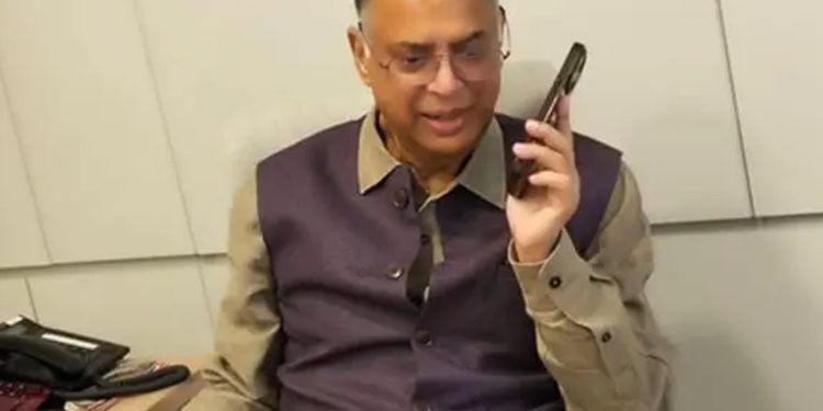 ৫০৬ কোটি টাকার ভূতুড়ে বিদ্যুৎবিল: গ্রাহককে ফোন করে ক্ষমা চাইলেন